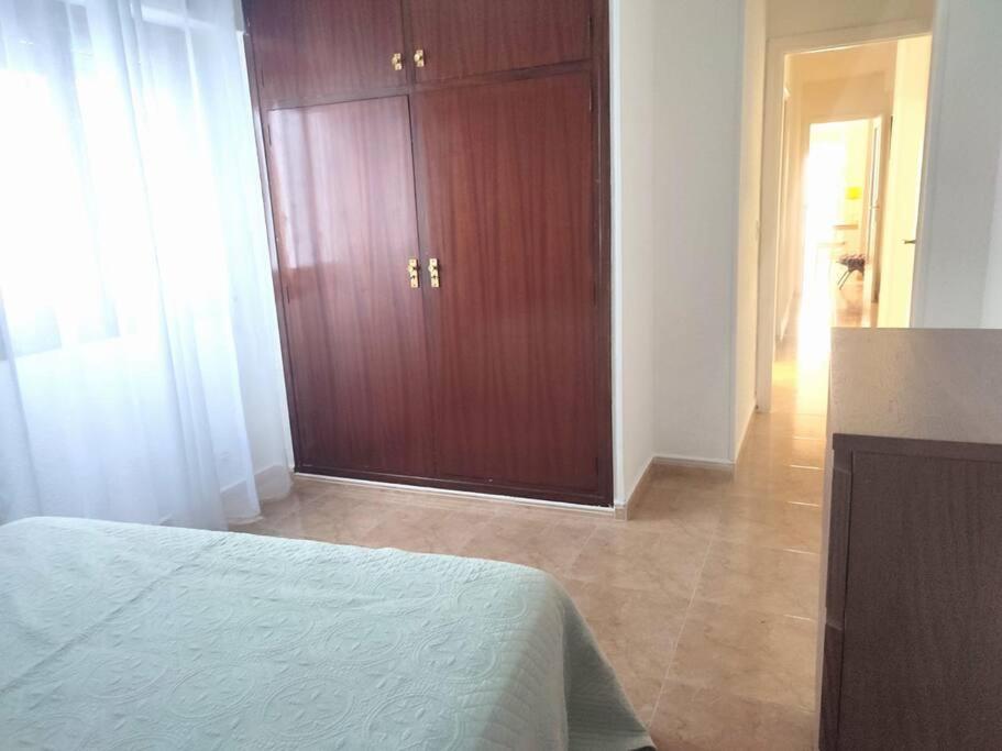Charming & Spacious Apartment In Historic Centre & Short Walk To Beach Alicante Extérieur photo